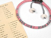 Envato Tuts Erica Munoz Leather and Yarn Bracelet
